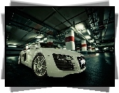Audi R8, Podziemny, Garaż