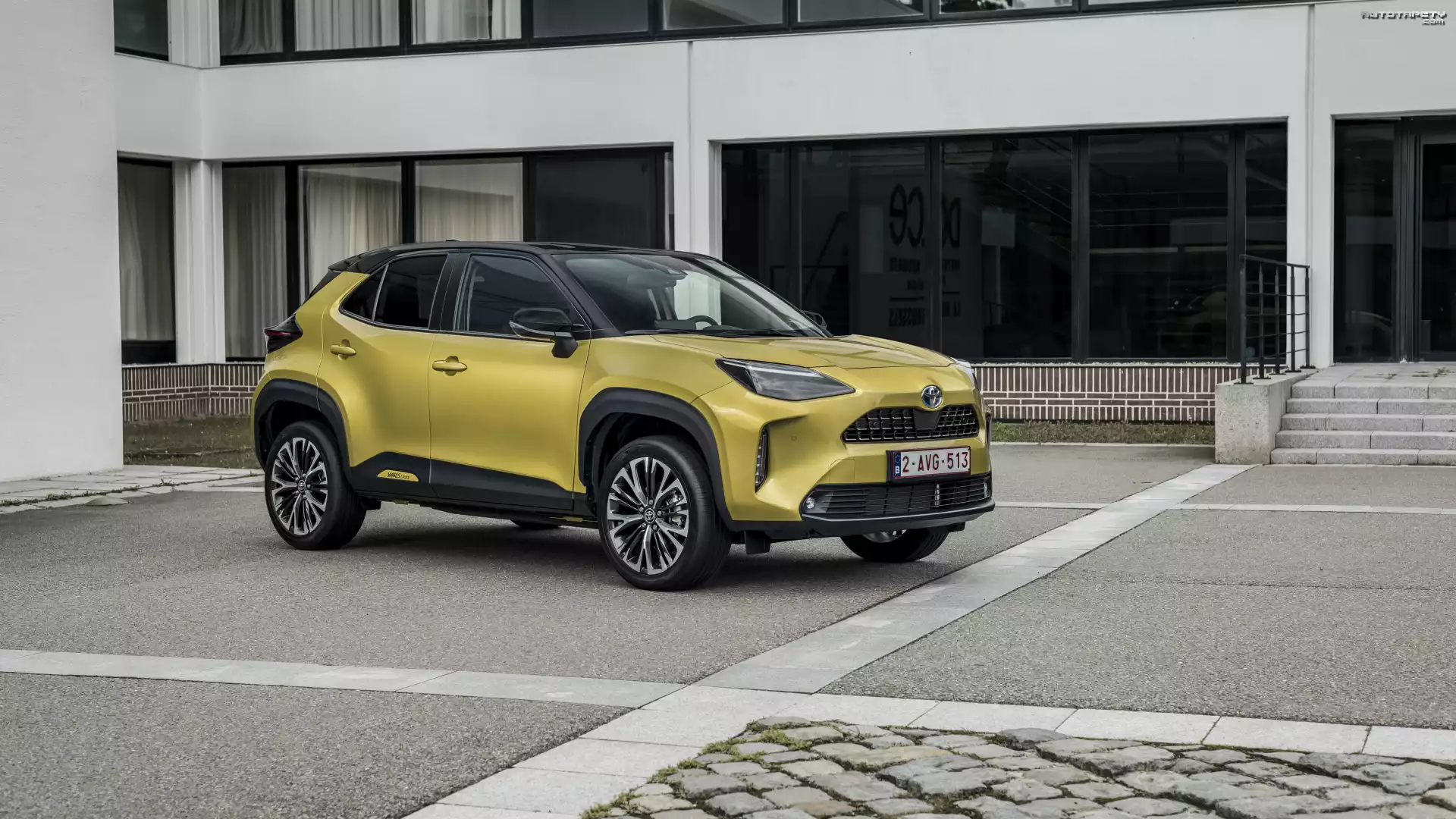 Toyota Yaris Cross, Bok