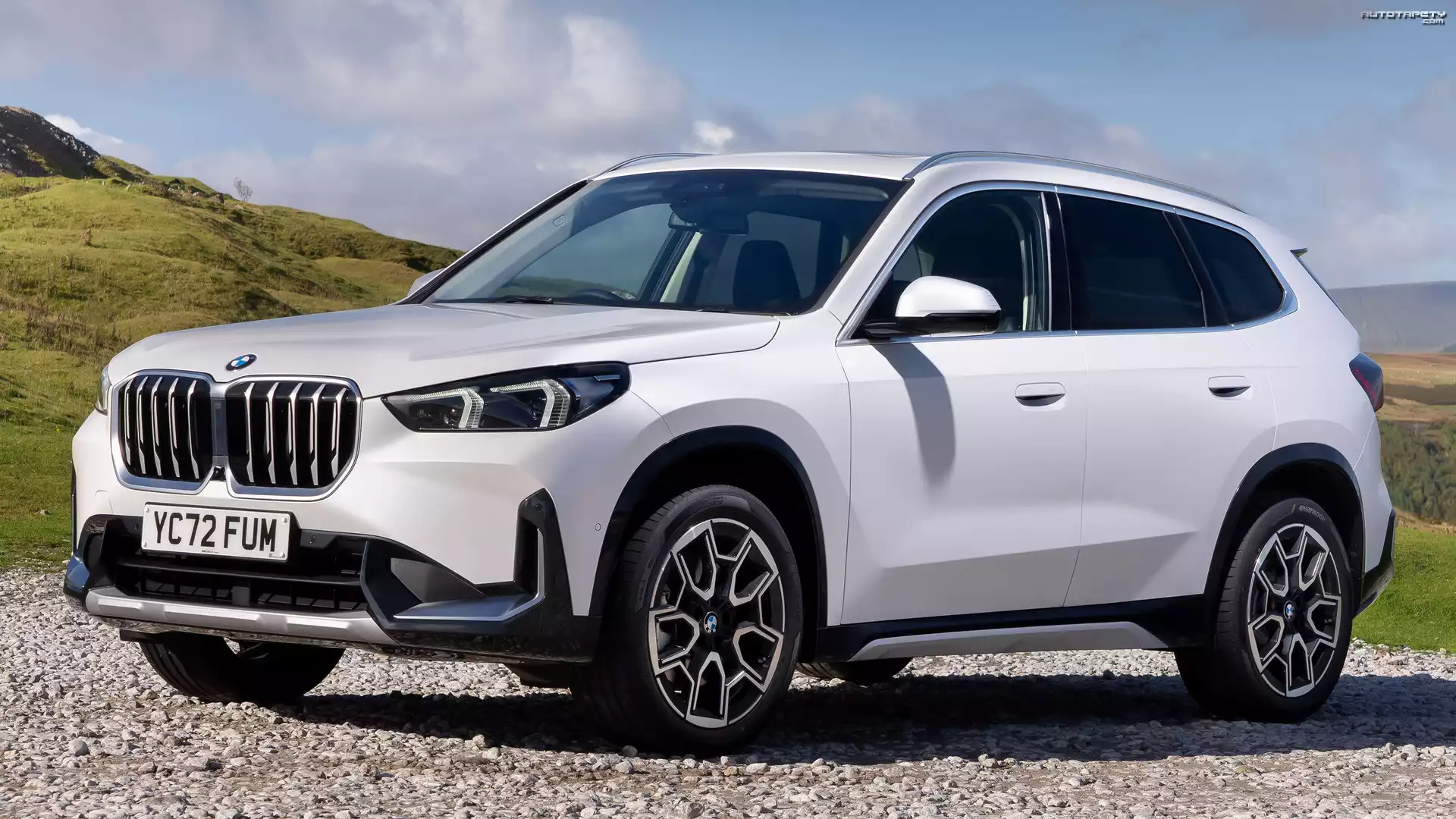 Białe, BMW X1, 2022