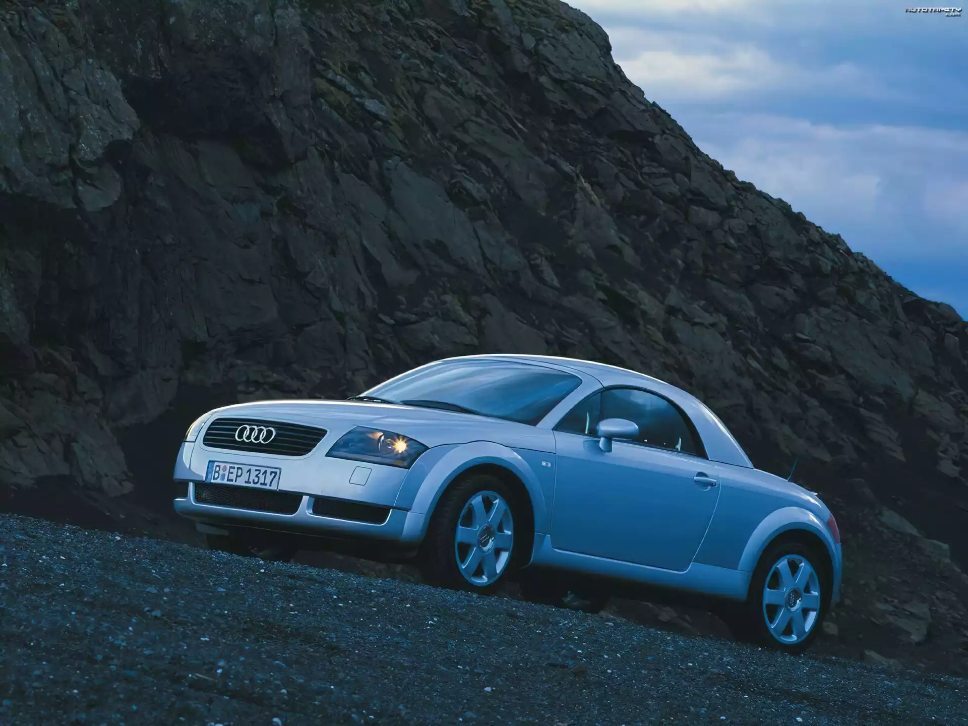 Srebrne, Audi TT