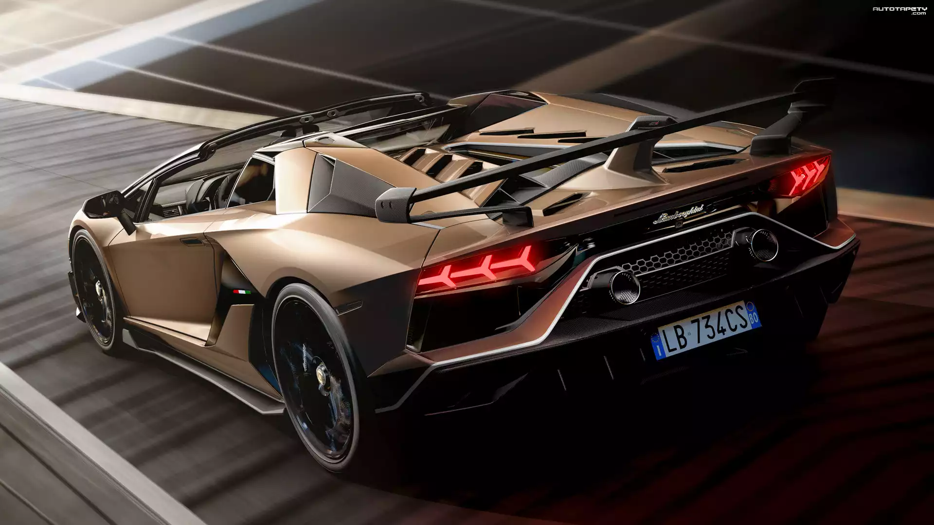 Lamborghini Aventador, Tył