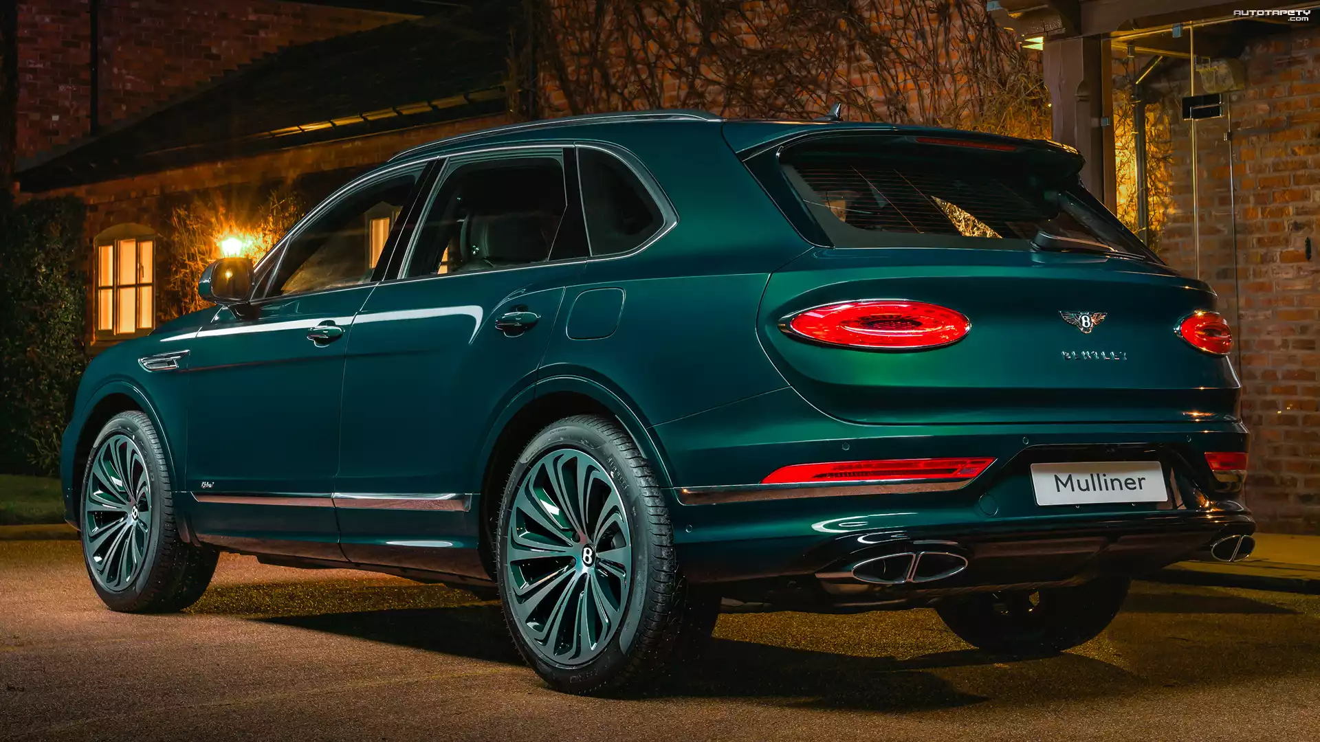 Bentley Bentayga Hybryda, 2021