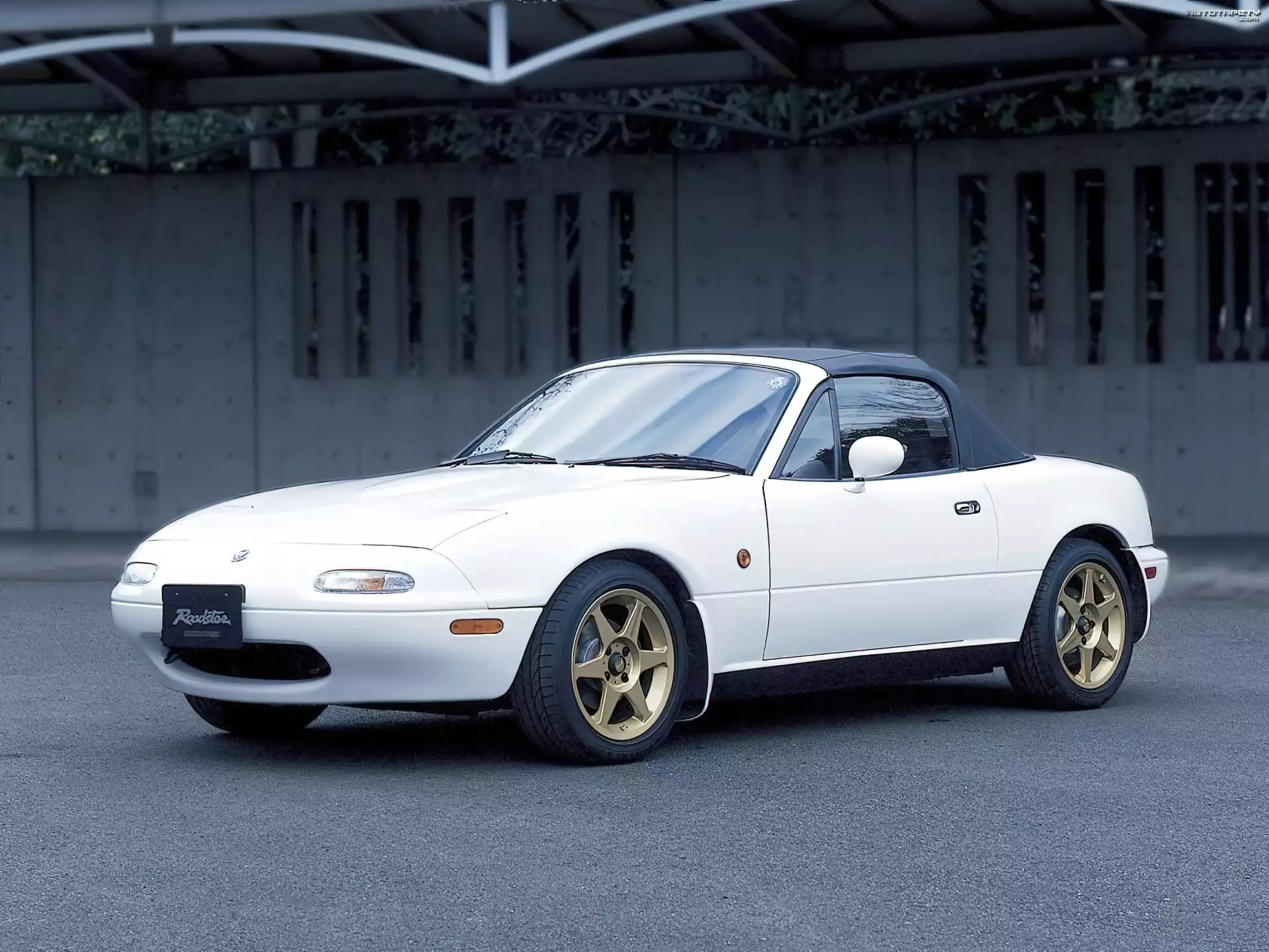 Biała, Mazda mx-5