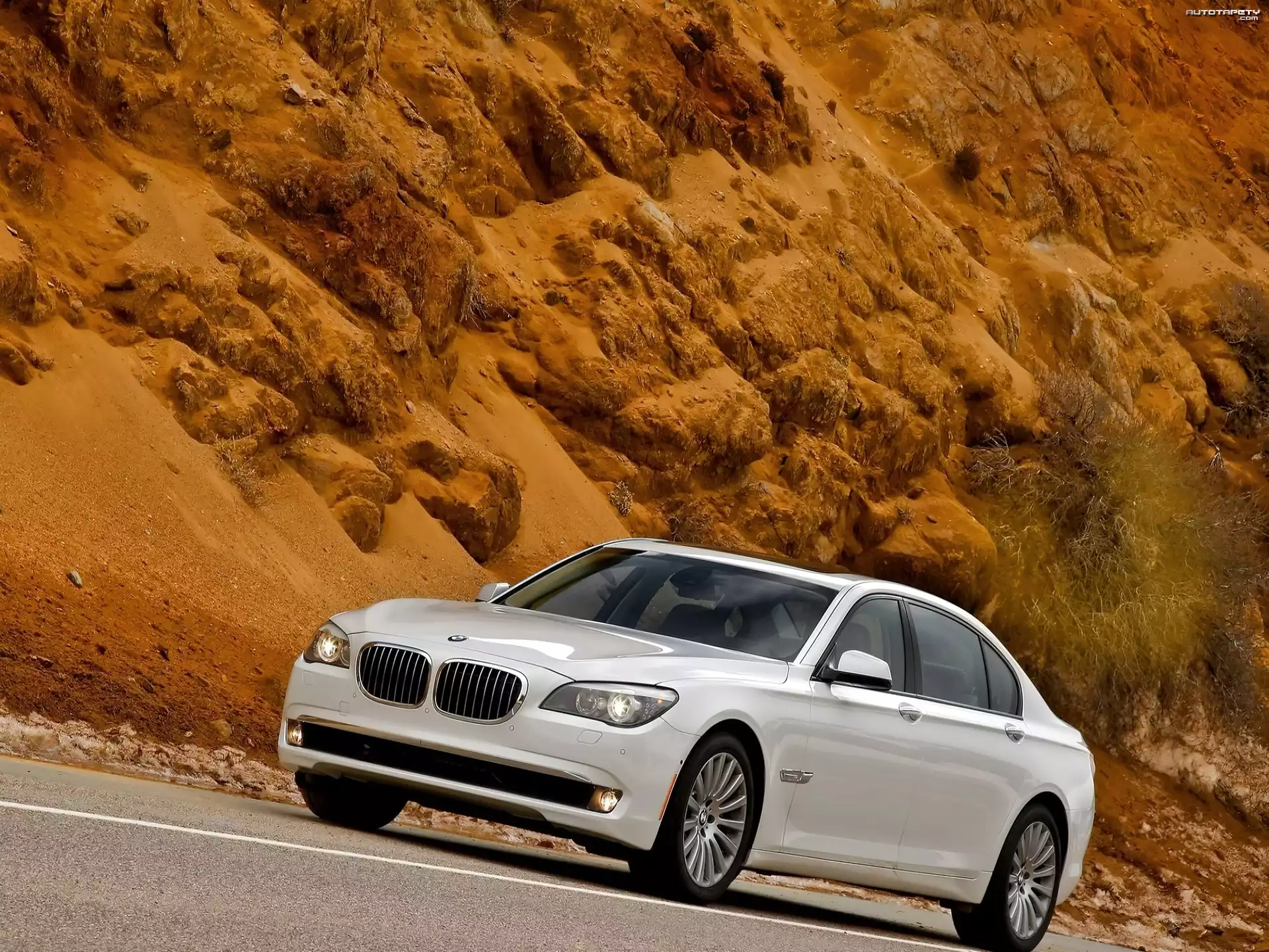 Białe, BMW 750Li