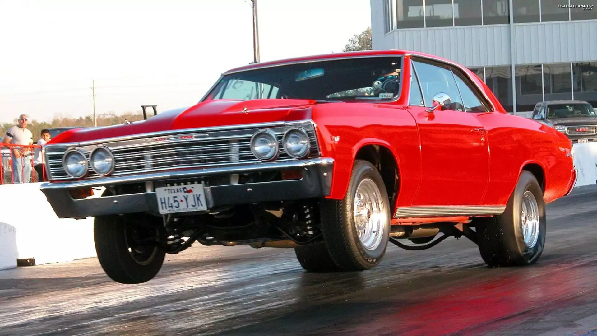 Chevrolet, Impala, Opony, Zawody