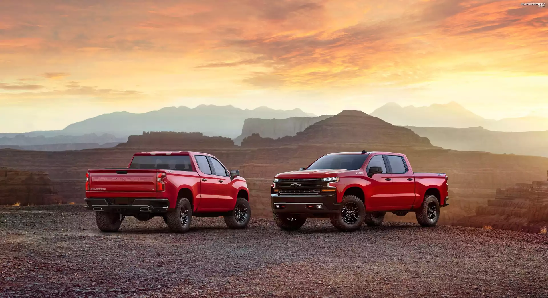 Dwa, Chevrolety Silverado LT, 2019