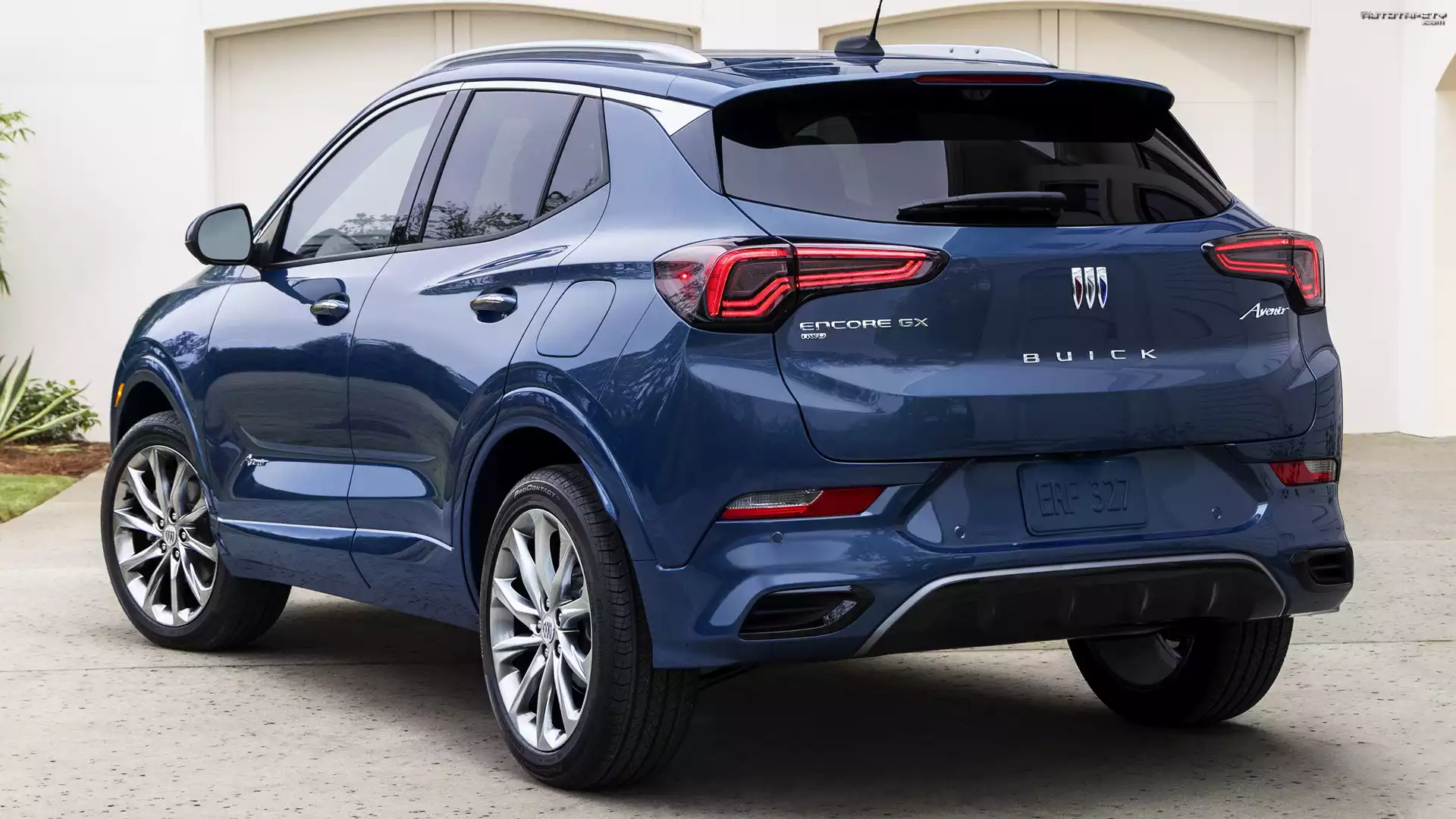 Buick Encore GX Avenir, Tył