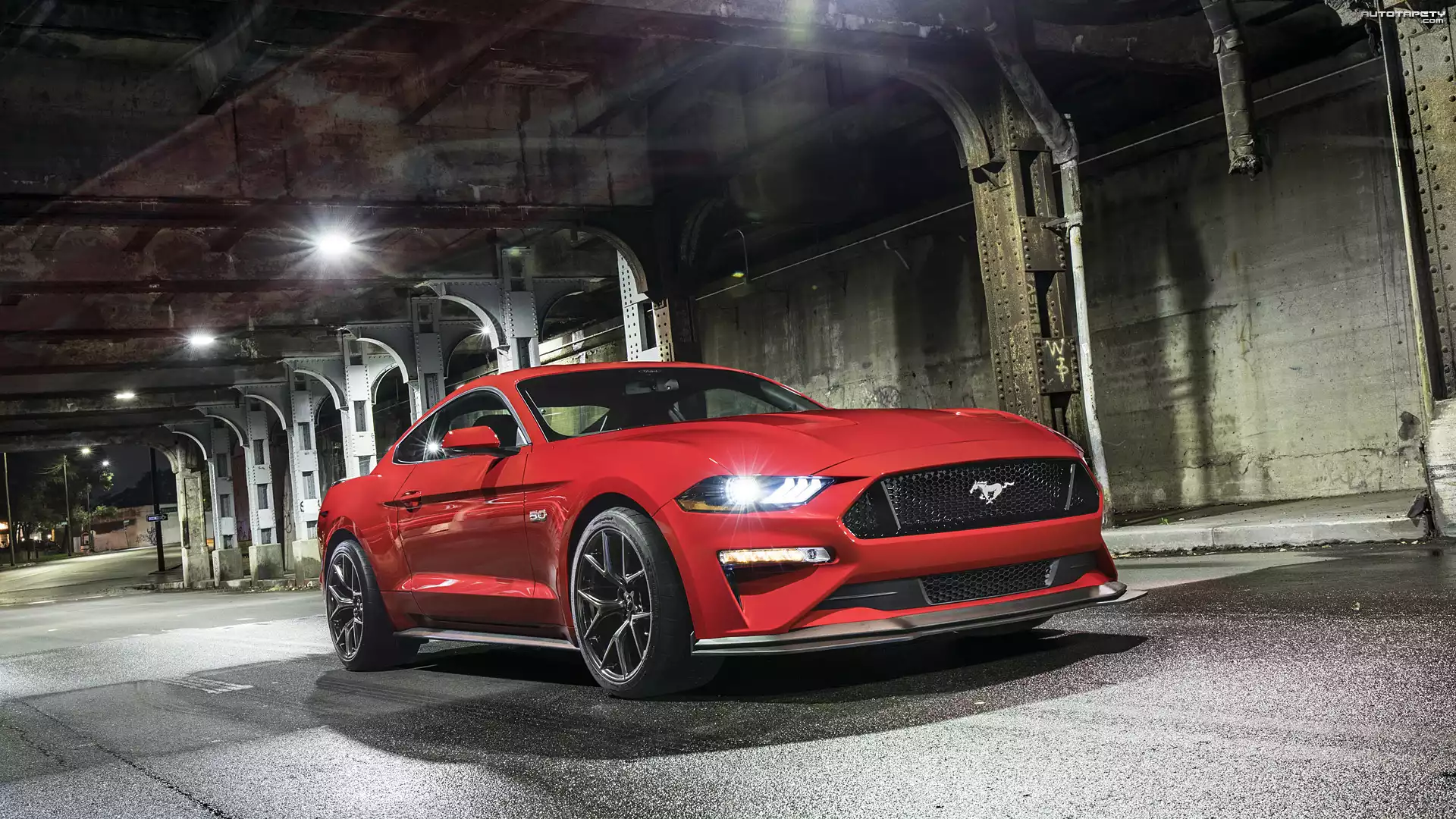 Ford Mustang GT, Czerwony