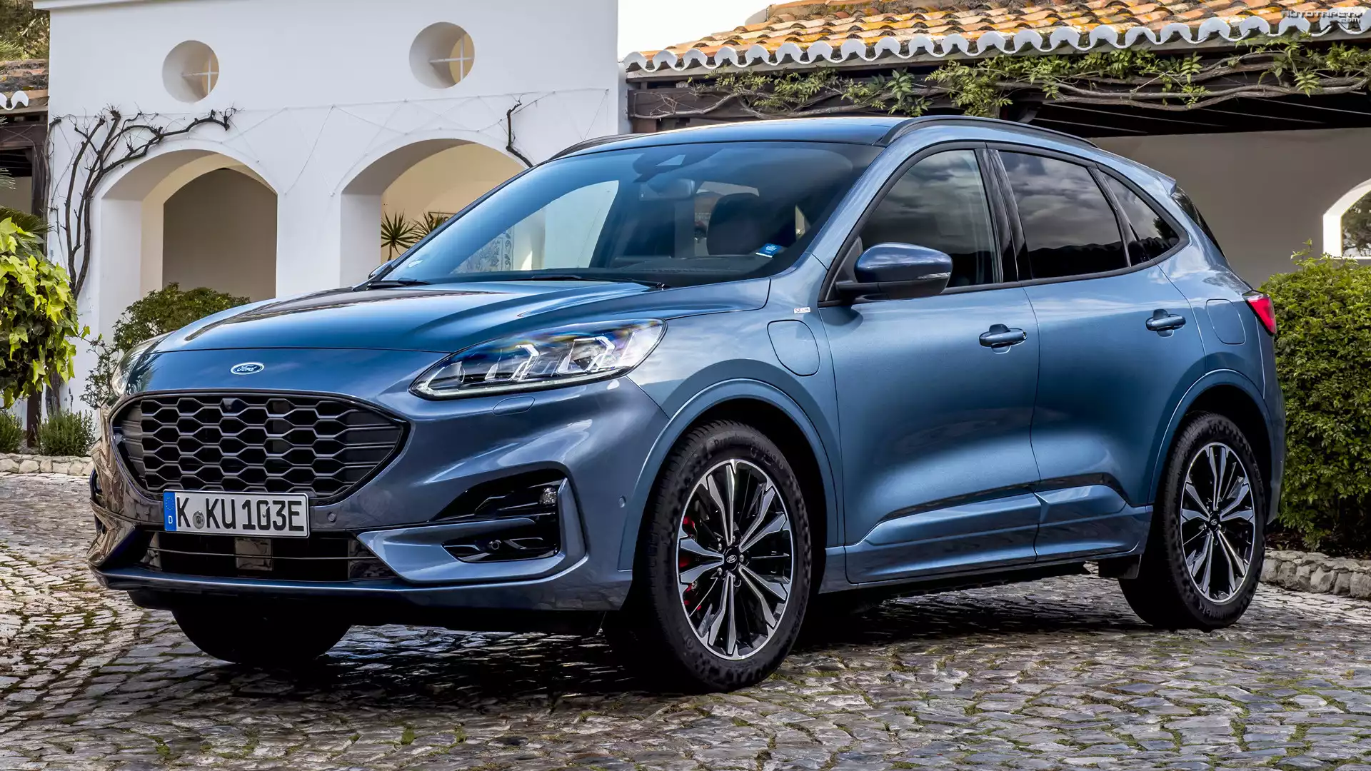 Ford Kuga Plug-in Hybrid ST