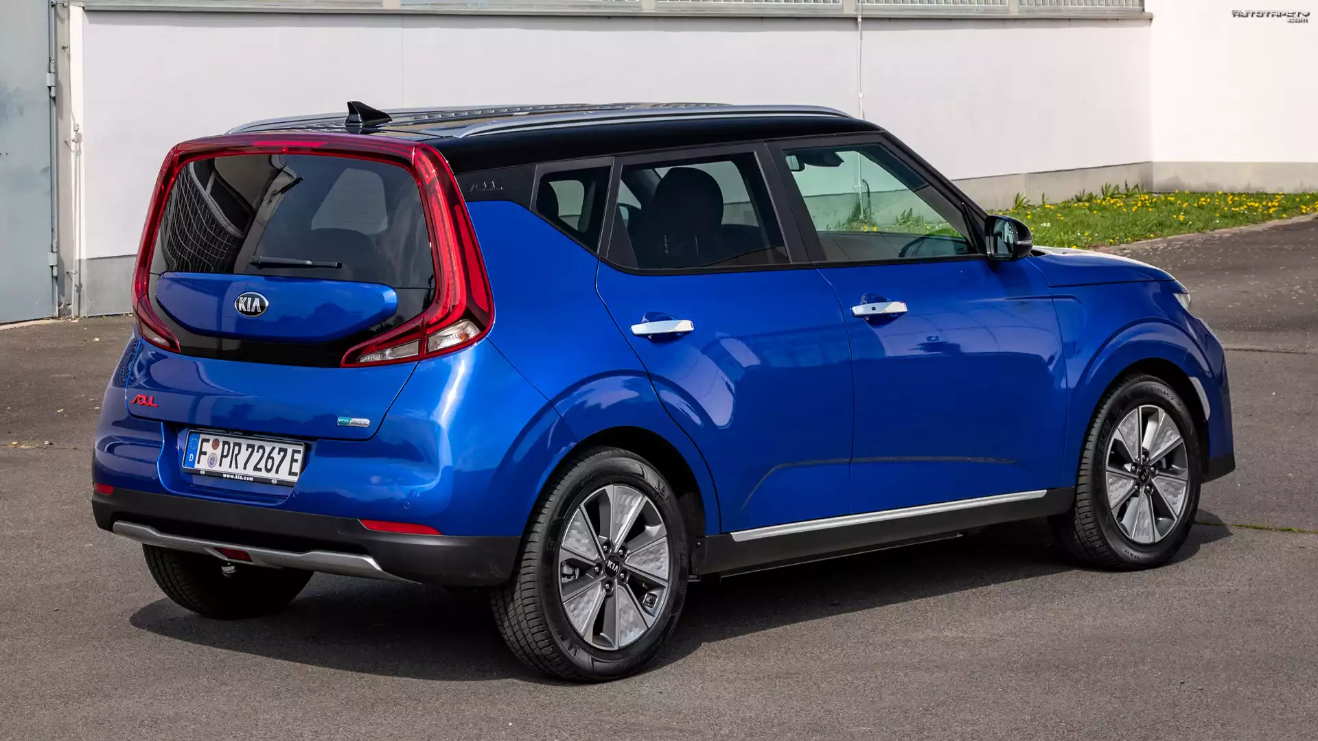Niebieska, Kia e-Soul, 2019