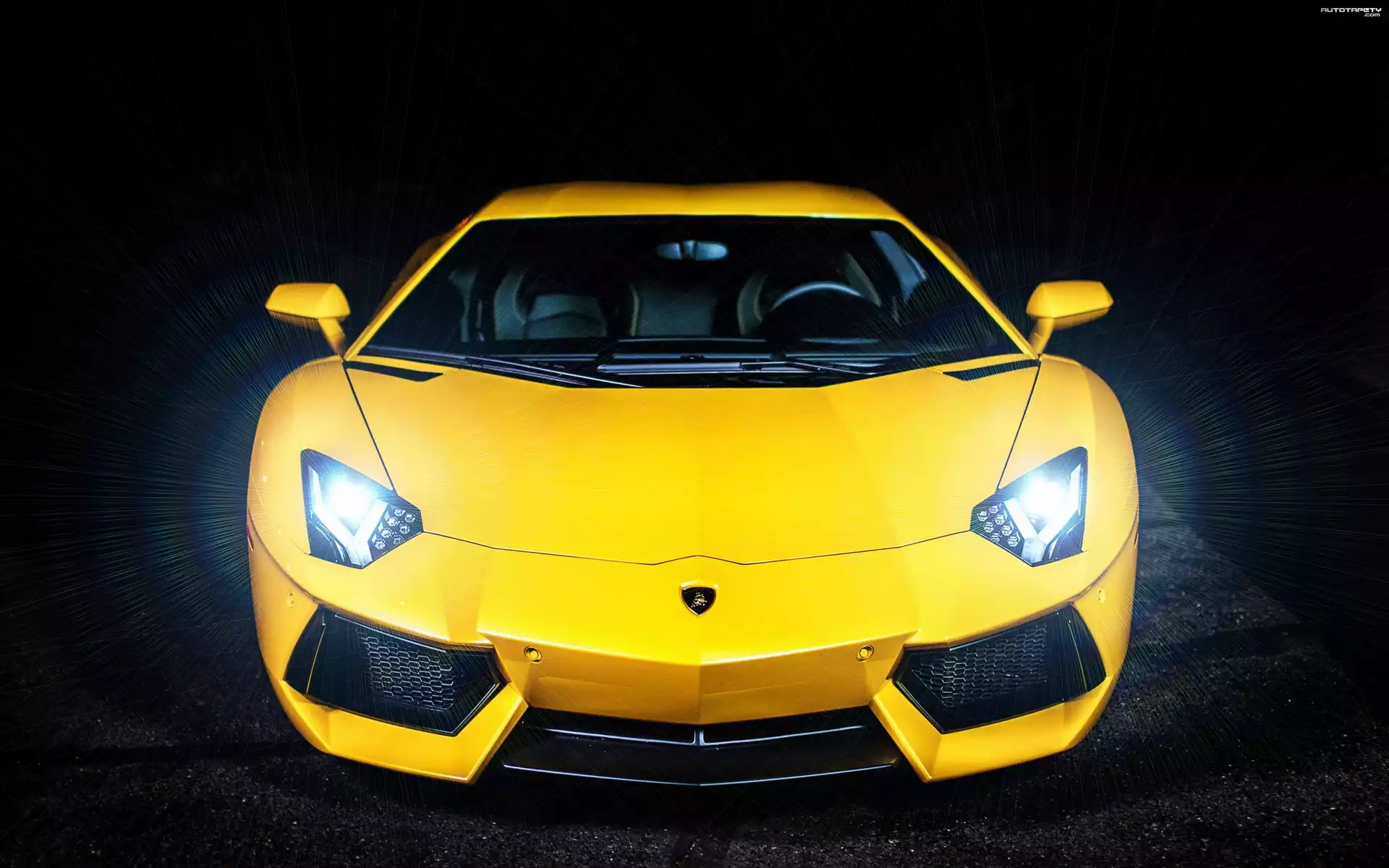 Żółte Lamborghini Aventador