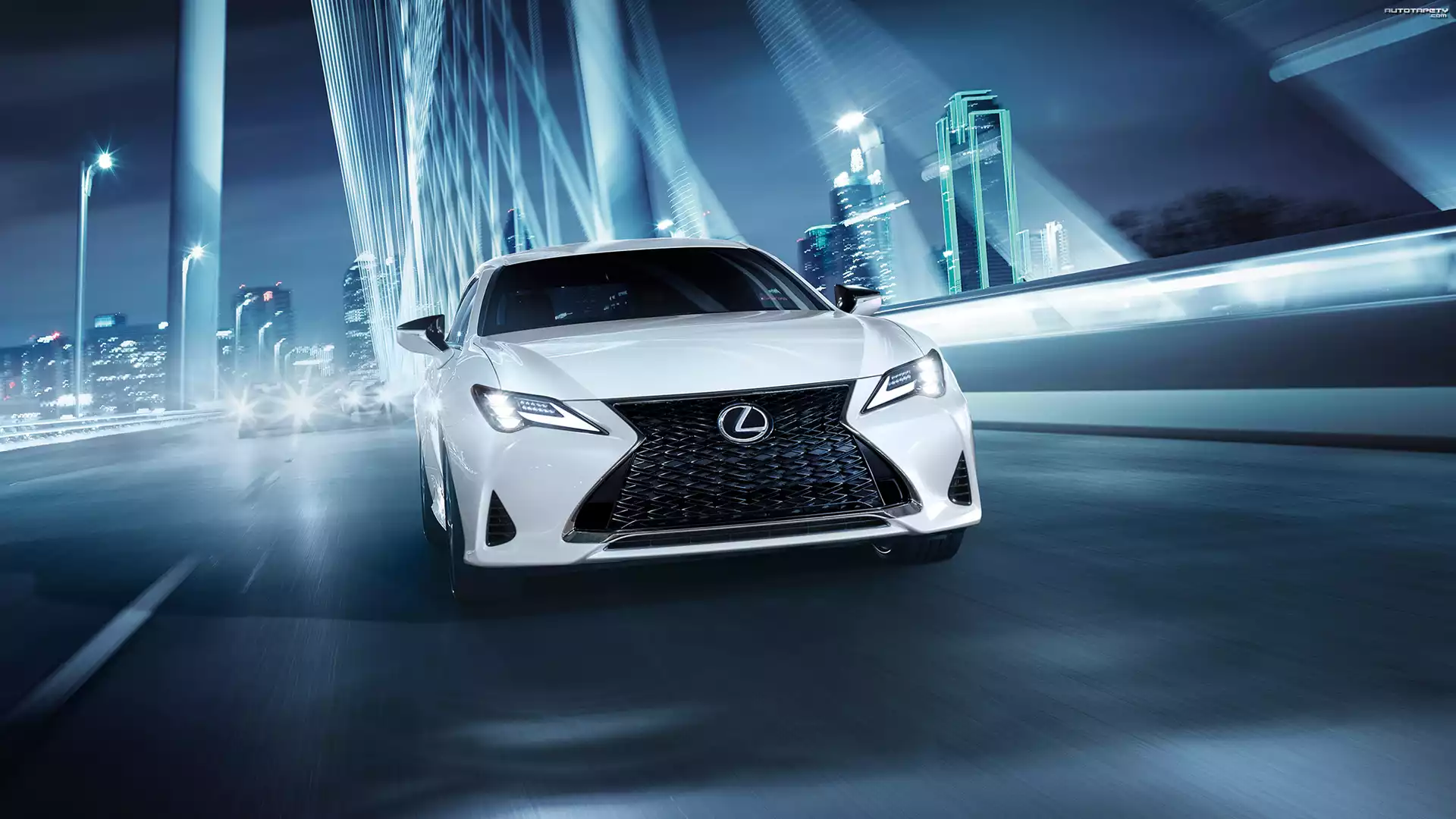 Lexus RC 350F, Biały
