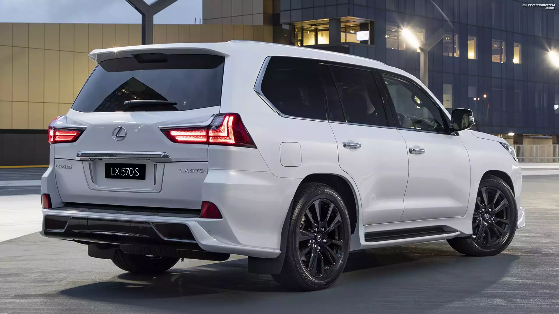 Lexus LX, S