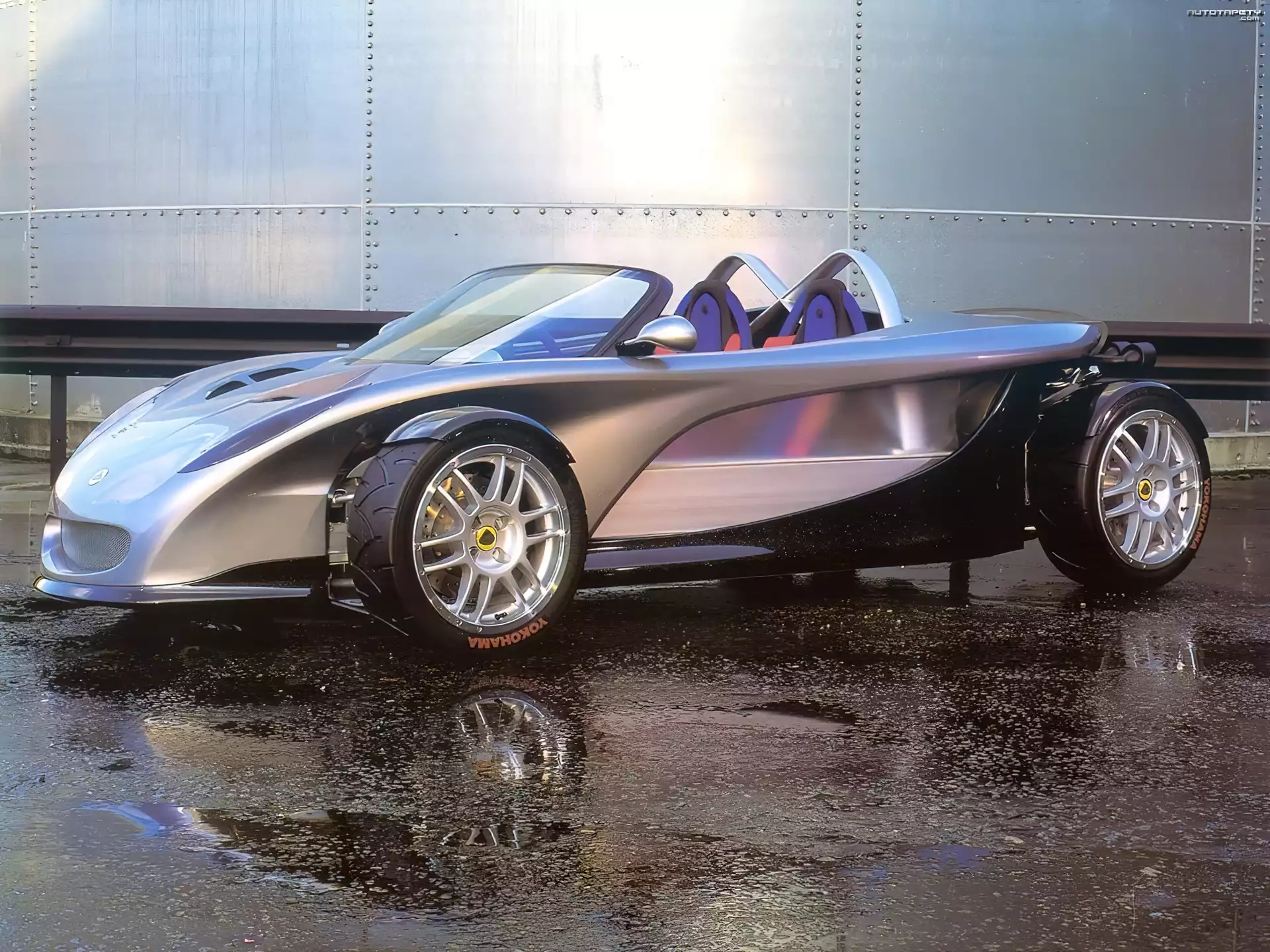 Lotus, Prototyp