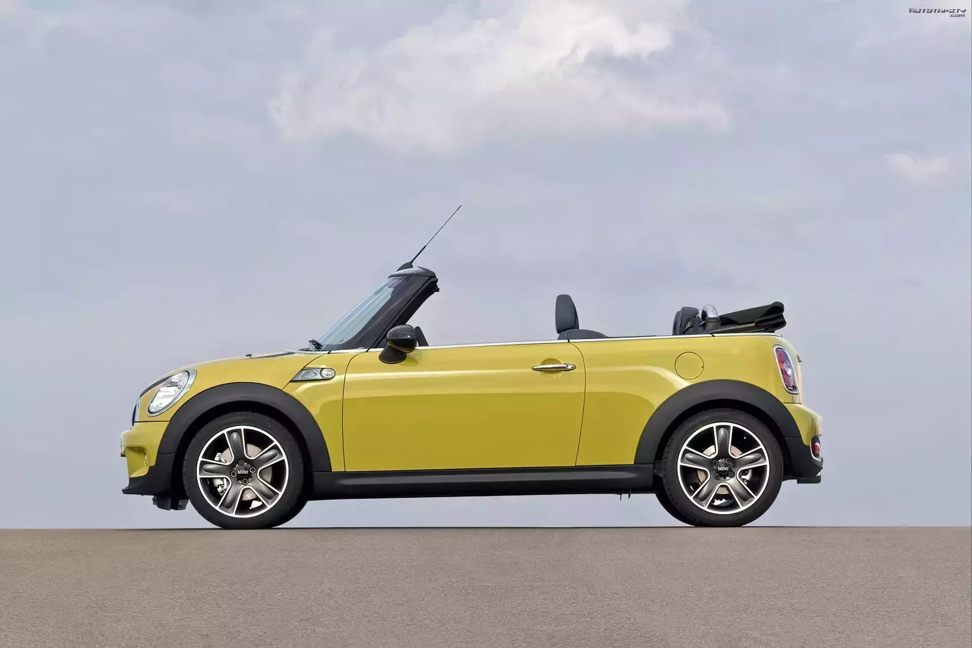 Mini Cabrio, Linia, Nadwozia