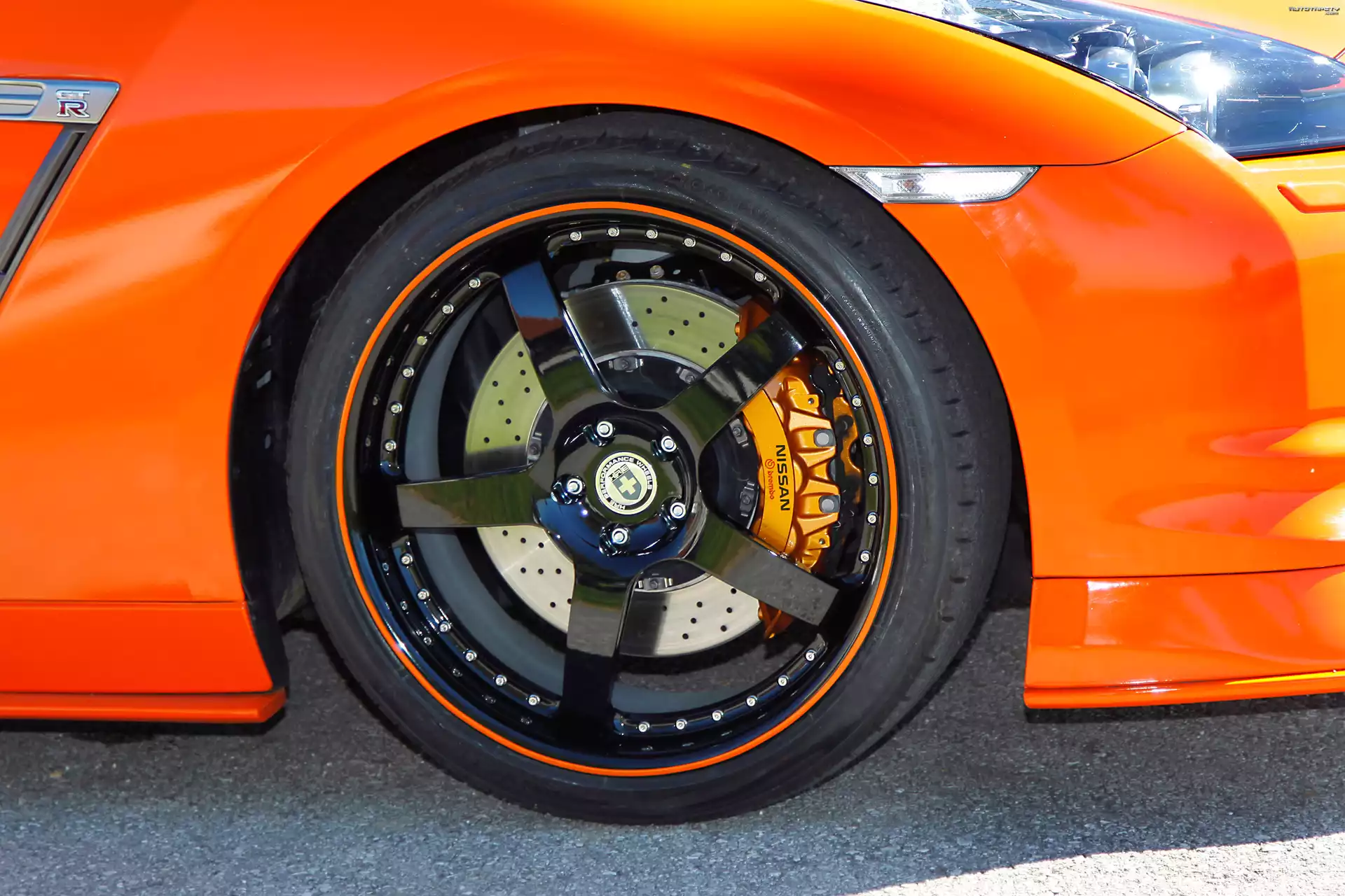 Nissan GT-R Konigseder, Zacisk, Brembo