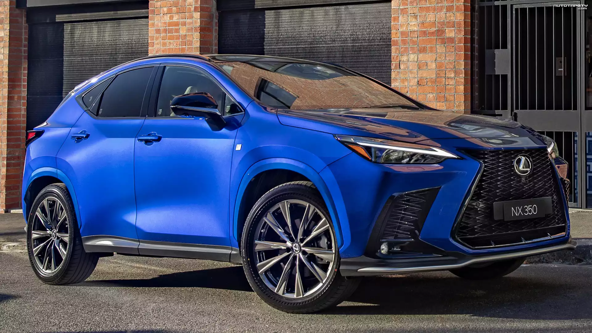 Lexus NX F Sport, Niebieski