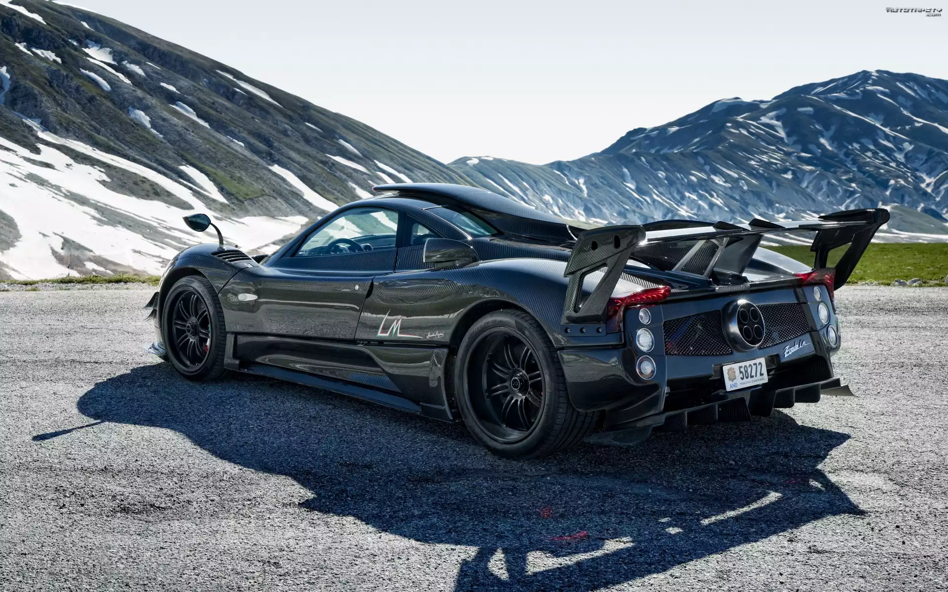 Pagani Zonda 760 LM, 2014, Góry