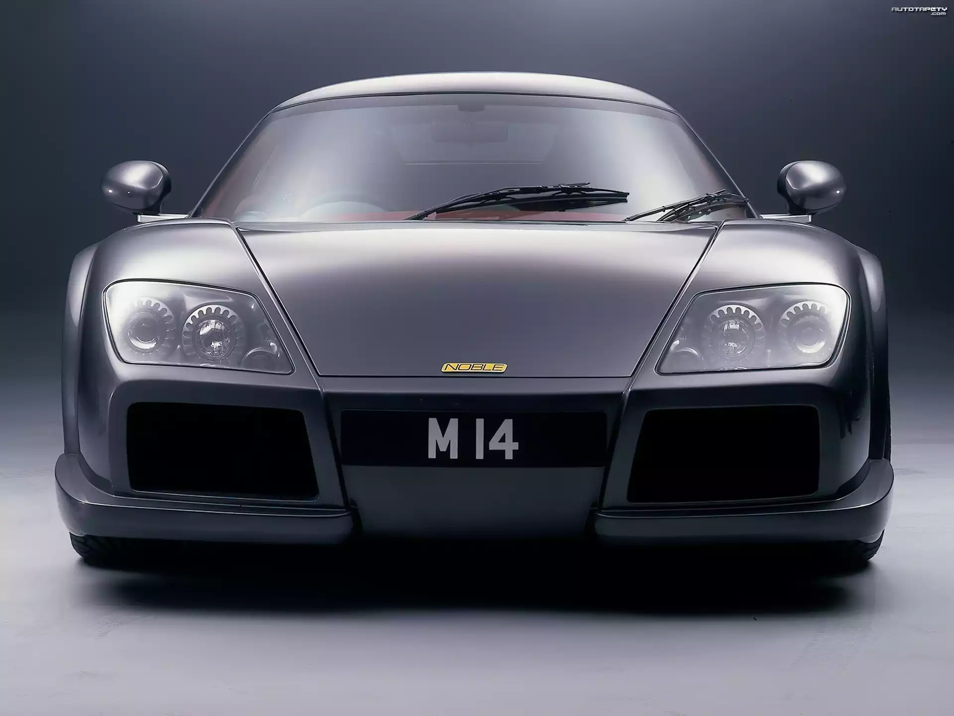 Przód, Noble M14, Maska