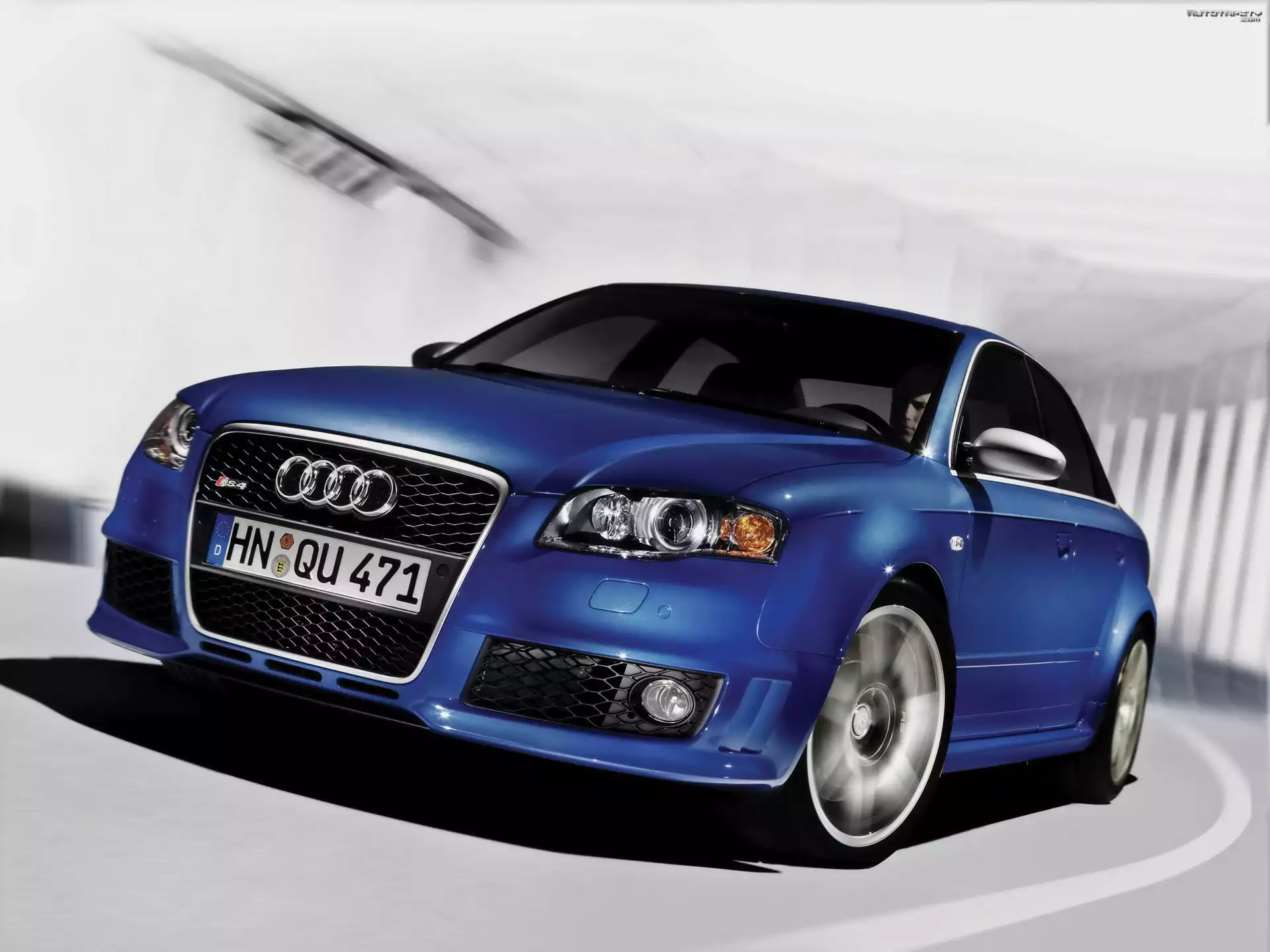 Przód, Audi RS, Halogeny