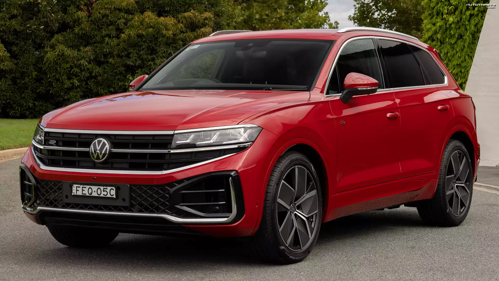 Czerwony, Volkswagen Touareg, R