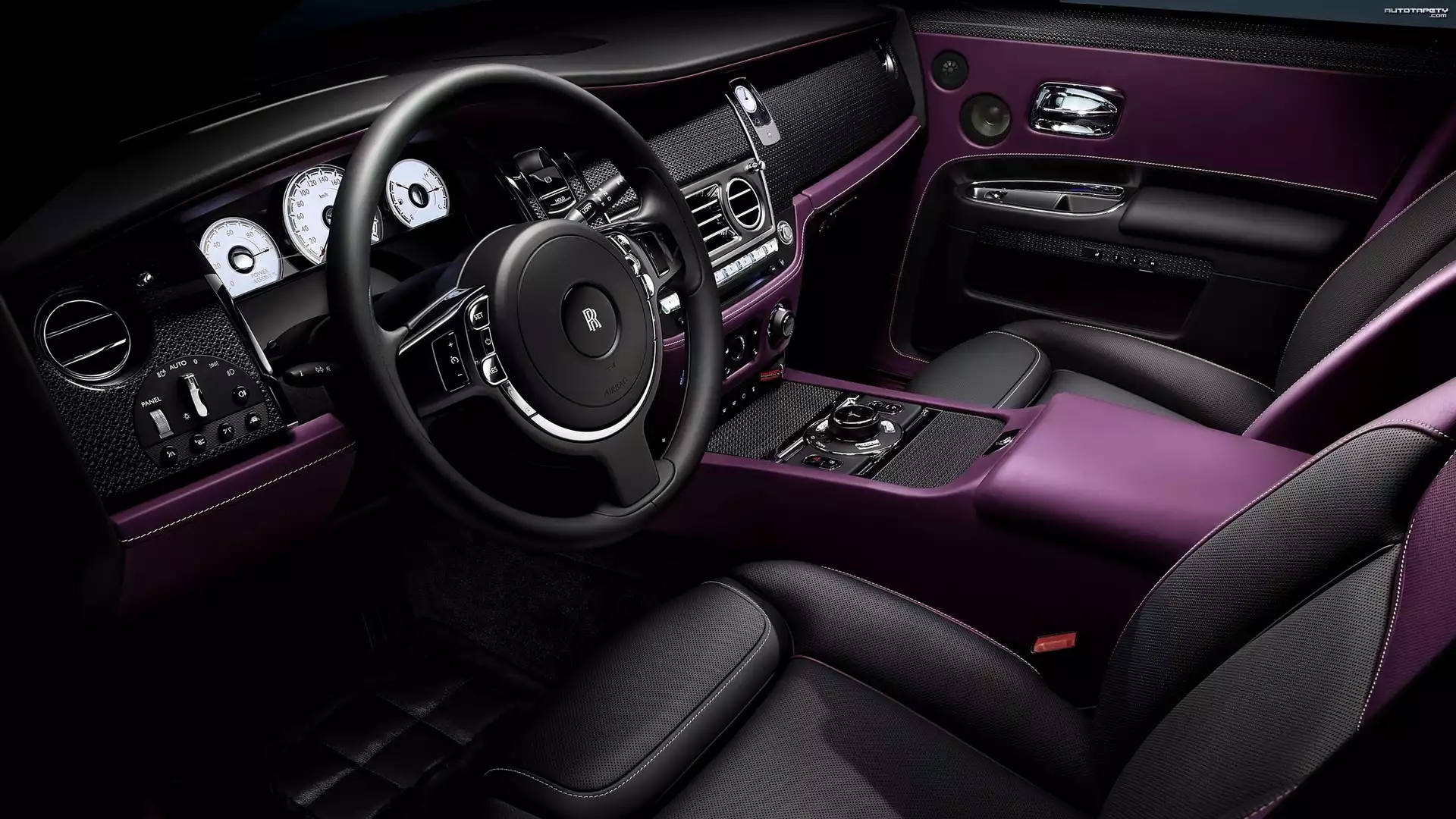 Rolls-Royce Black Badge, Wnętrze