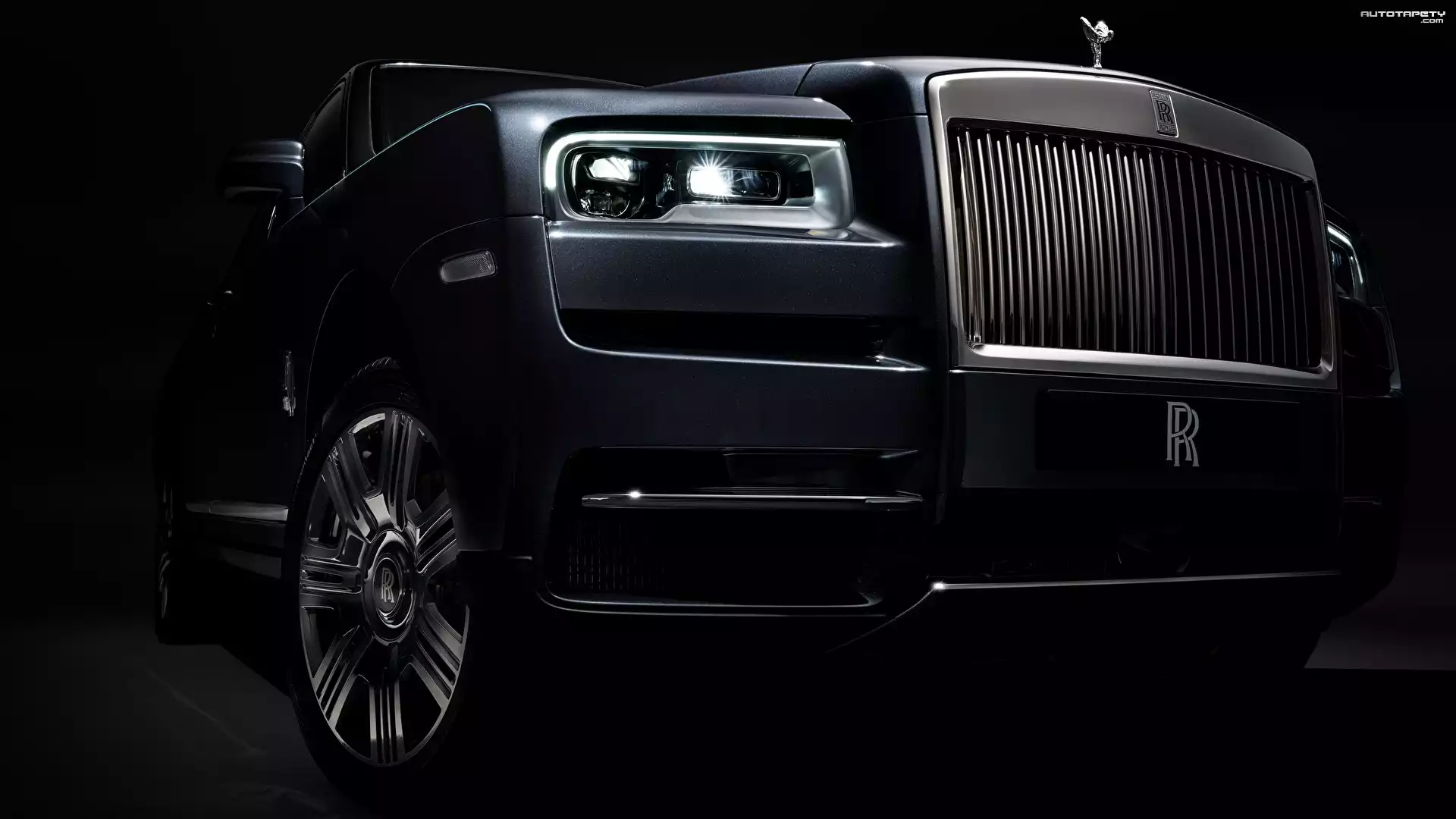 Rolls-Royce Cullinan, Reflektory