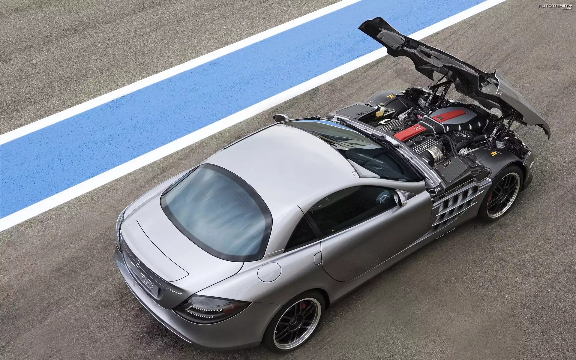 Mercedes SLR, Silnik