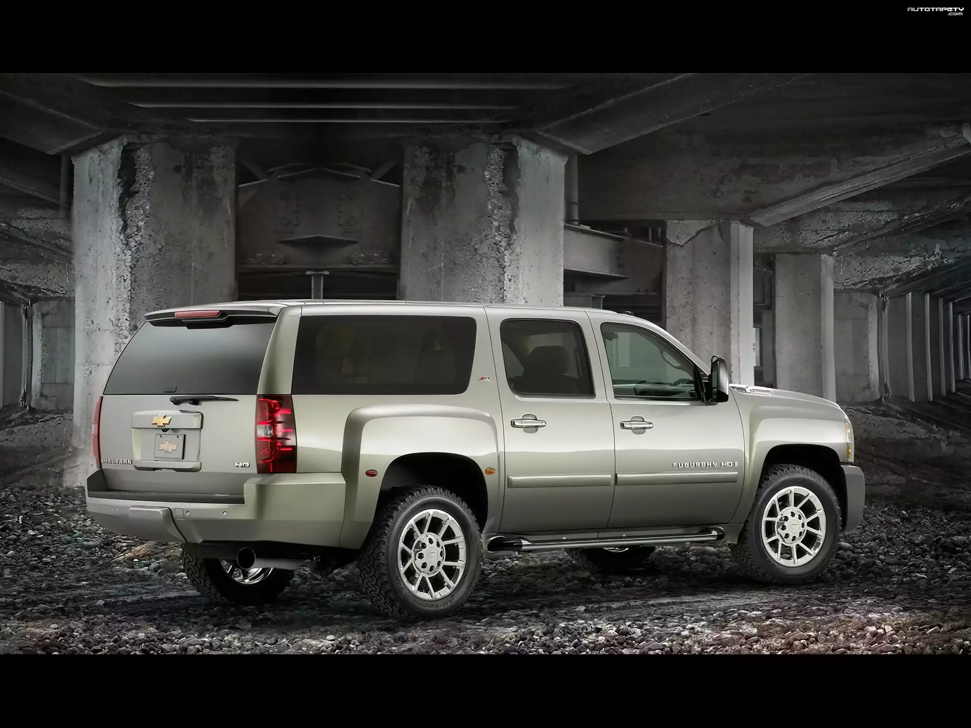 Chevrolet Suburban, Reklama