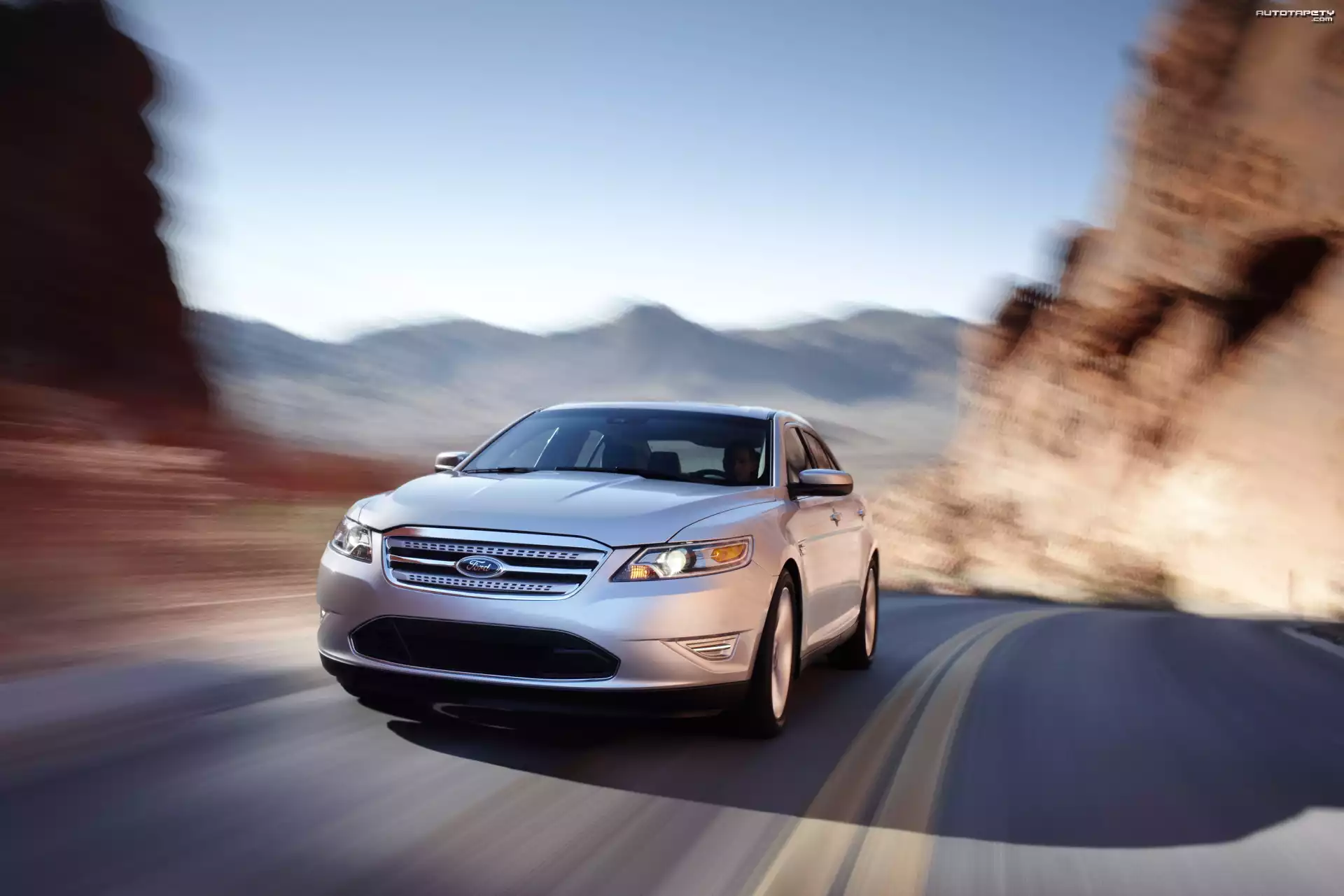 Ford Taurus, Dynamika