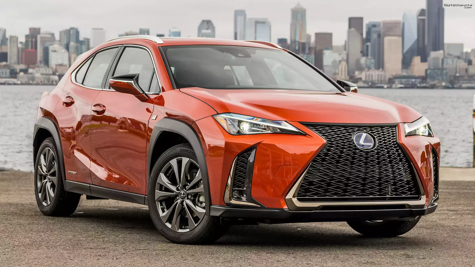 Lexus UX Hybryda F Sport