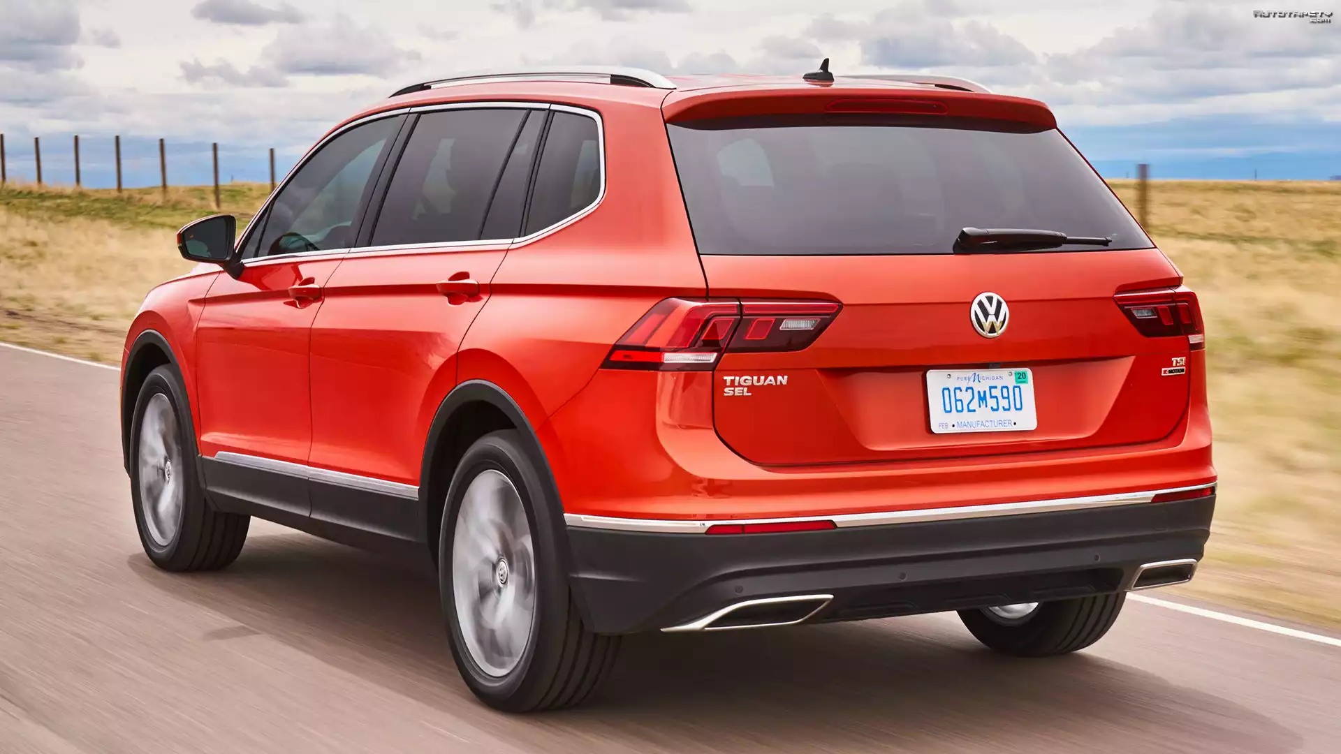 Czerwony, Volkswagen Tiguan