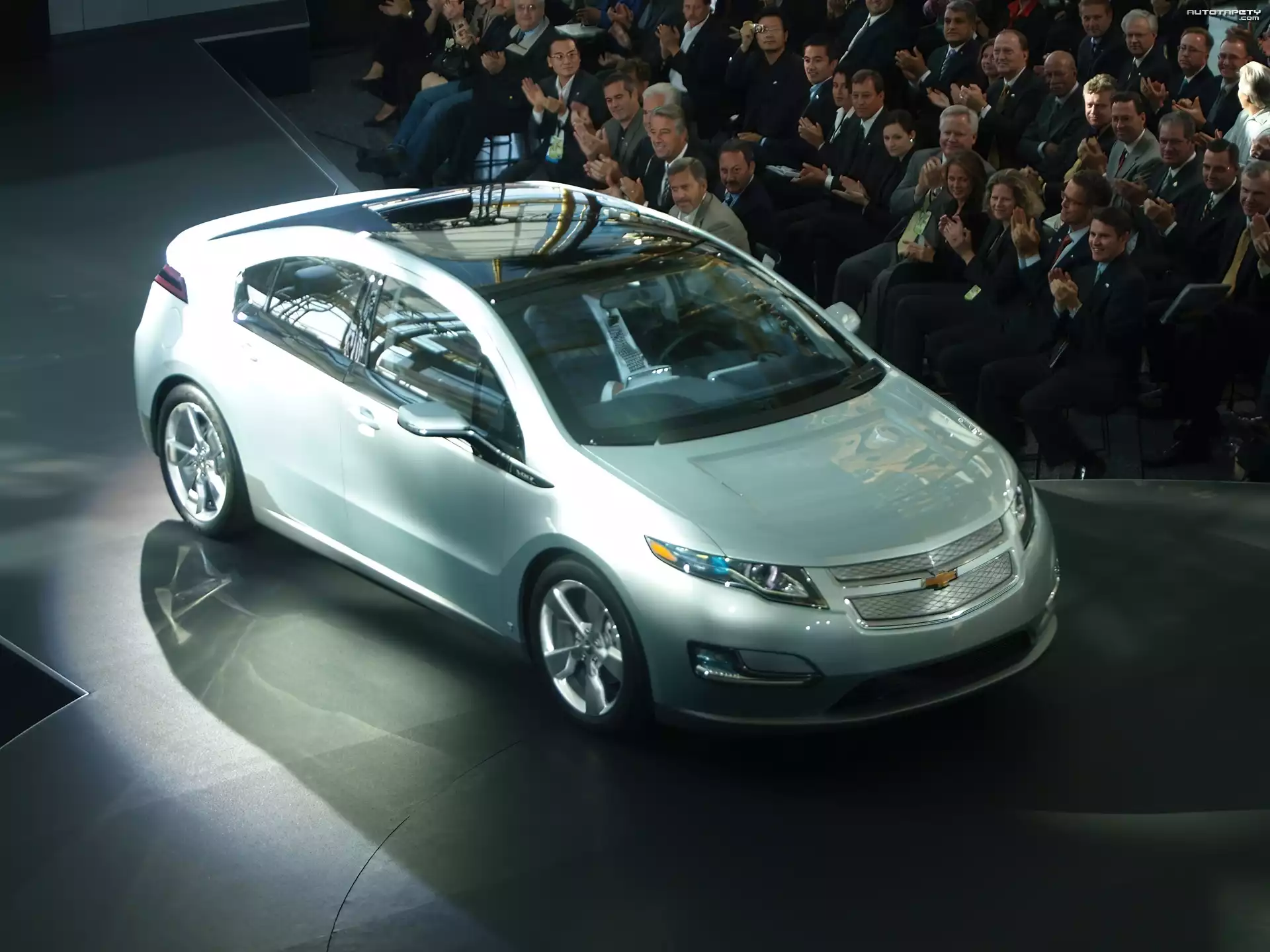 Chevrolet Volt, Debiut