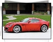 Alfa Romeo 8C