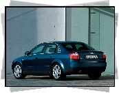 Audi A4, Sedan