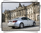 Lexus LS 600H