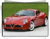 Czerwona, Alfa Romeo 8C