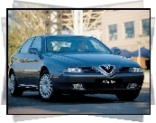 Alfa Romeo 166