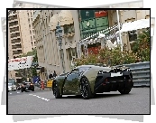 Marussia B2, Miasto, Ulica