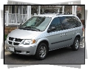 Srebrny, Dodge Caravan, Parking