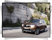 Dacia Duster, Francja, Mur