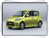 Daihatsu Sirion, Spojler, Dachowy