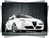 Przód, Alfa Romeo MiTo, Ksenony