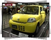 Debiut, Daihatsu Esse