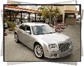 Chrysler 300C SRT8, Dealer