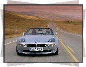 BMW Z8, Ulica