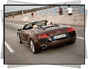 Audi R8 Spyder, Super, Samochód