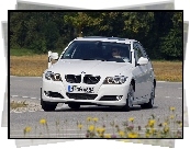 BMW E90, Pokonywanie, Zakrętu