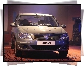 Debiut, Dacia Logan, Studio