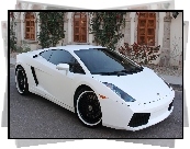 Białe, Lamborghini Gallardo, Dom